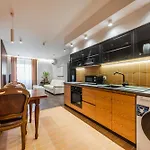 Moskat Apartments By Kondo Stays