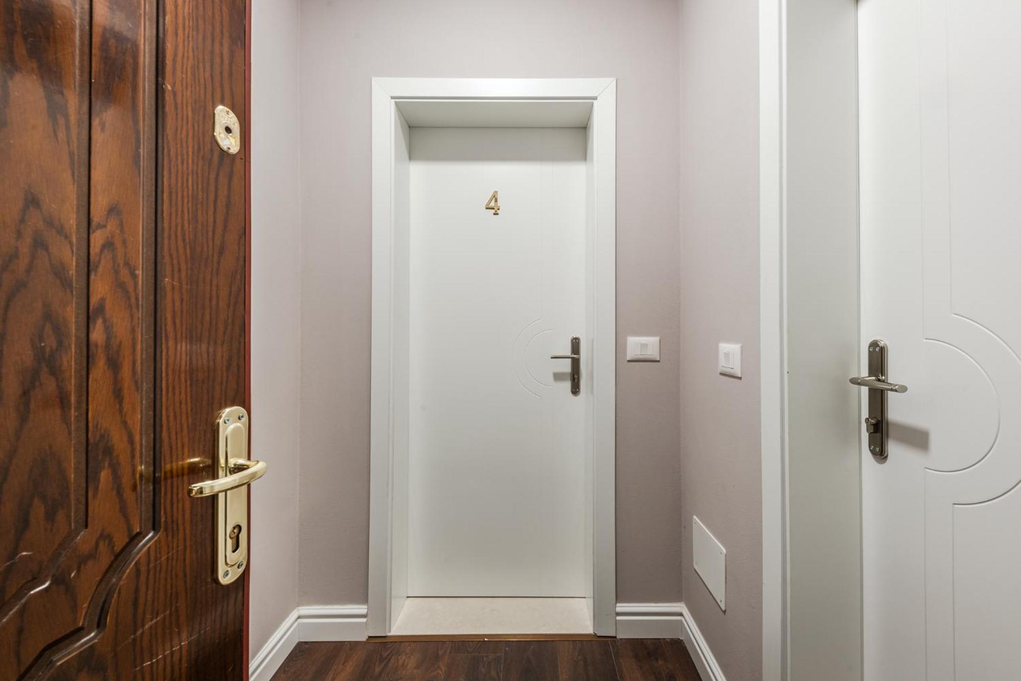 Apartment Moskat By Tirana