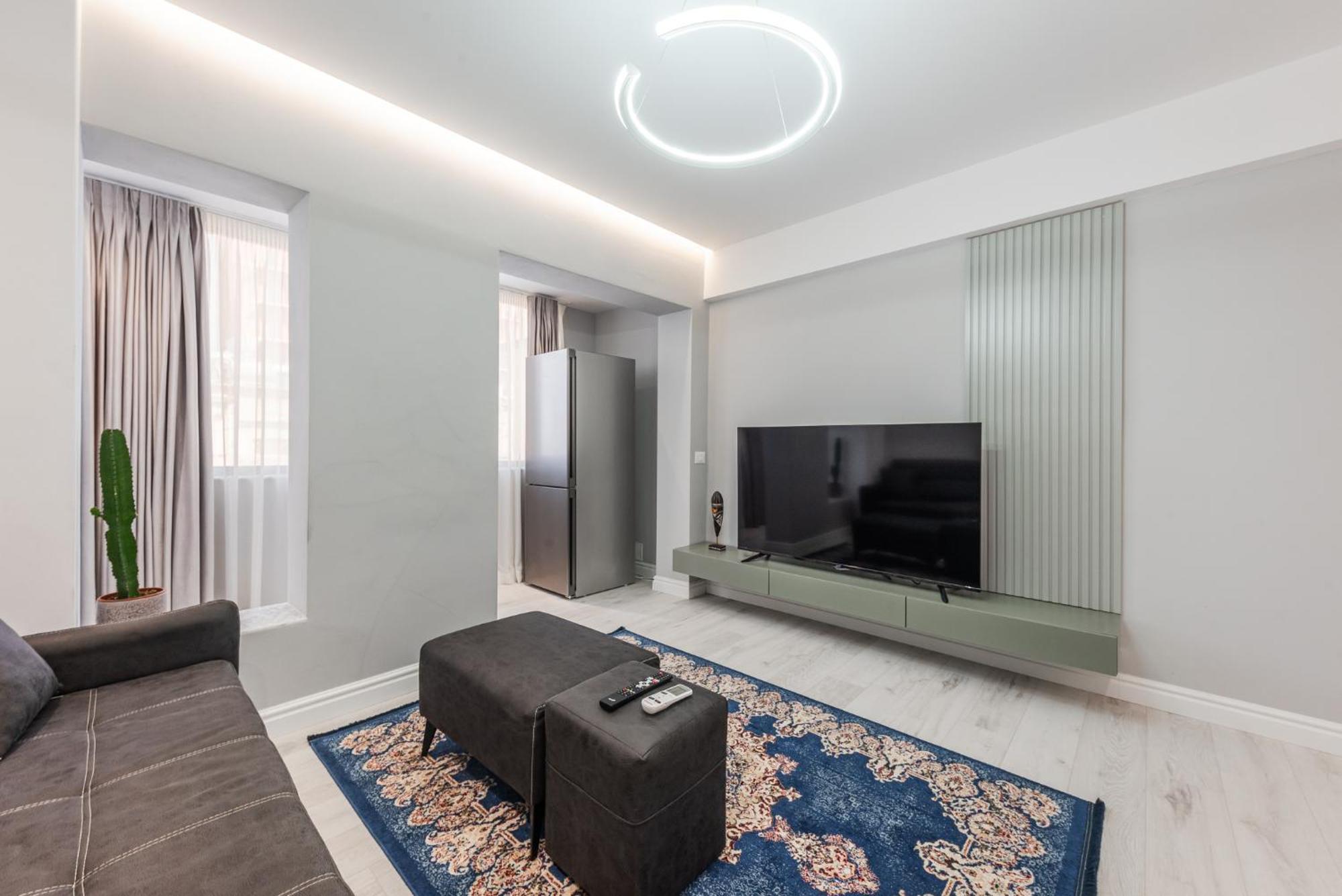 Moskat By Apartment Tirana